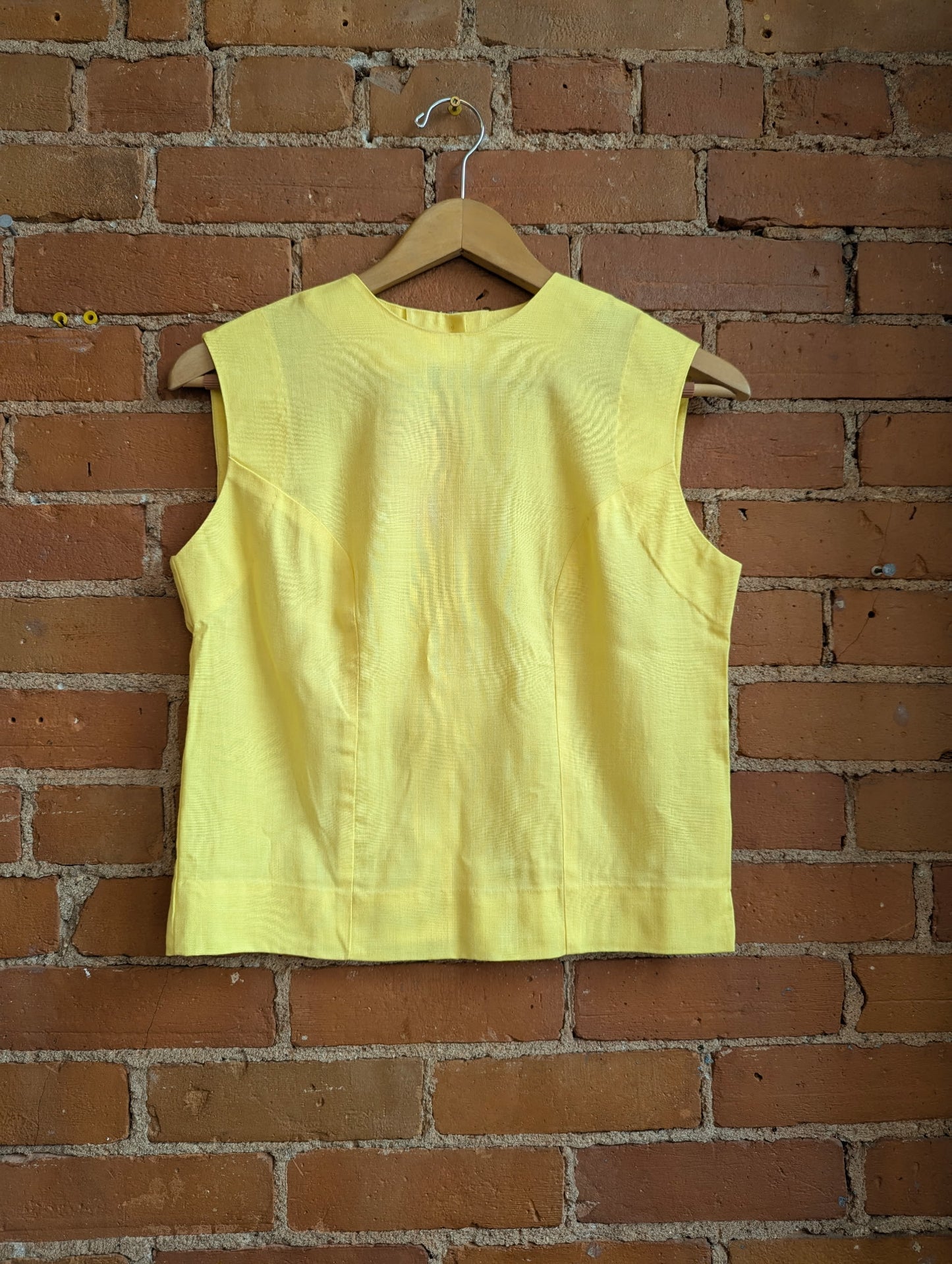 1960s NWT Ellen Tracy Yellow Button-Back Sleeveless Blouse