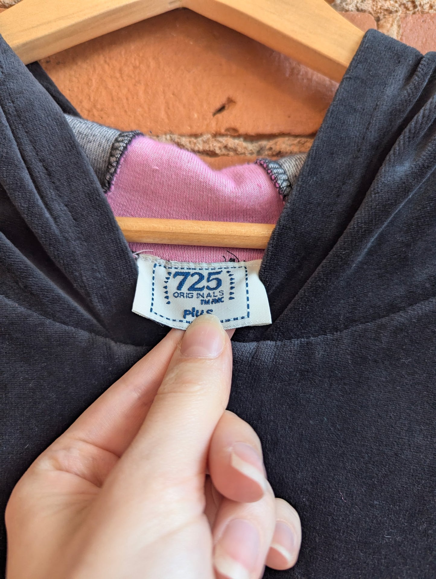 Y2K 725 Originals Black and Pink Velour Zip-Up Hoodie