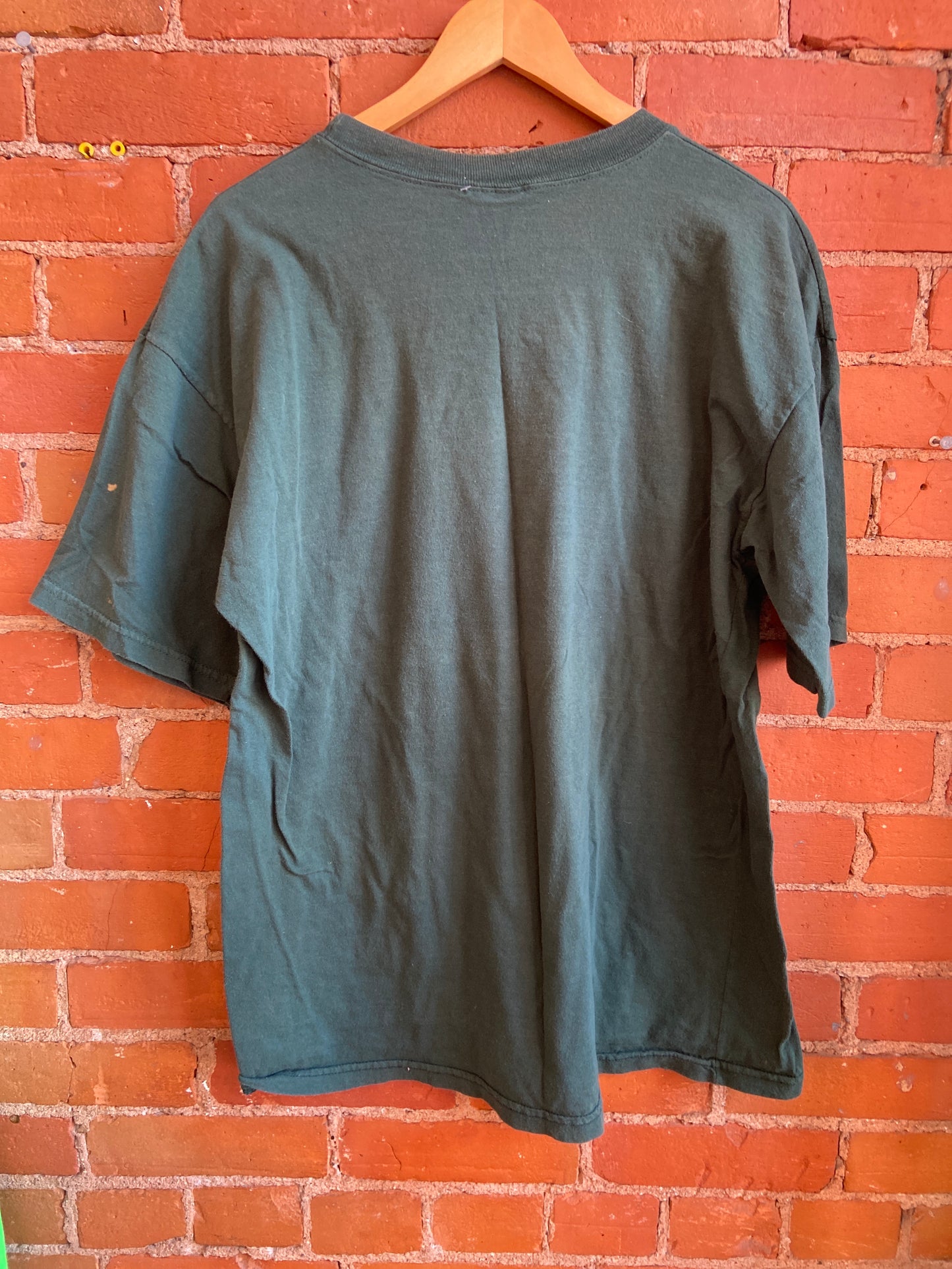 Born to Fish Graphic Tee