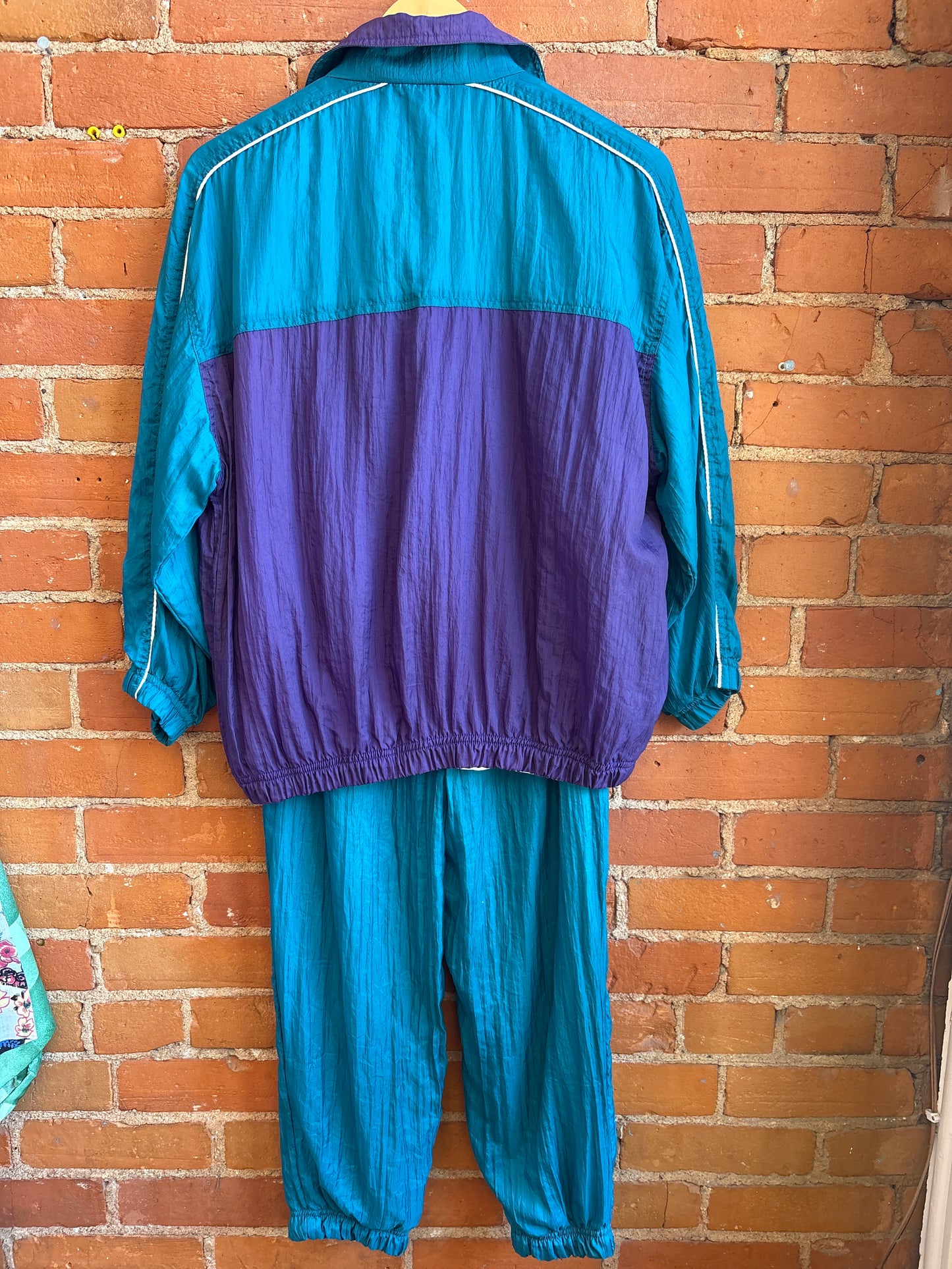 R & R Sport Warm up Suit