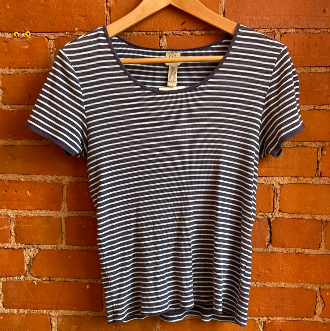 90’s Striped “Gap” tee