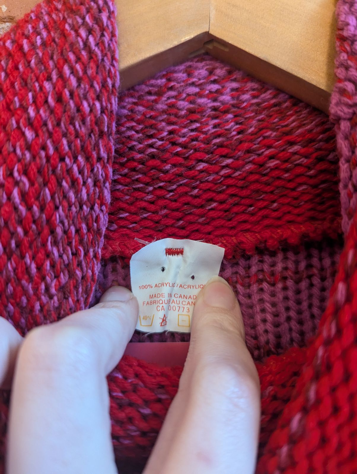 1990s Red and Pink Turtleneck Sweater