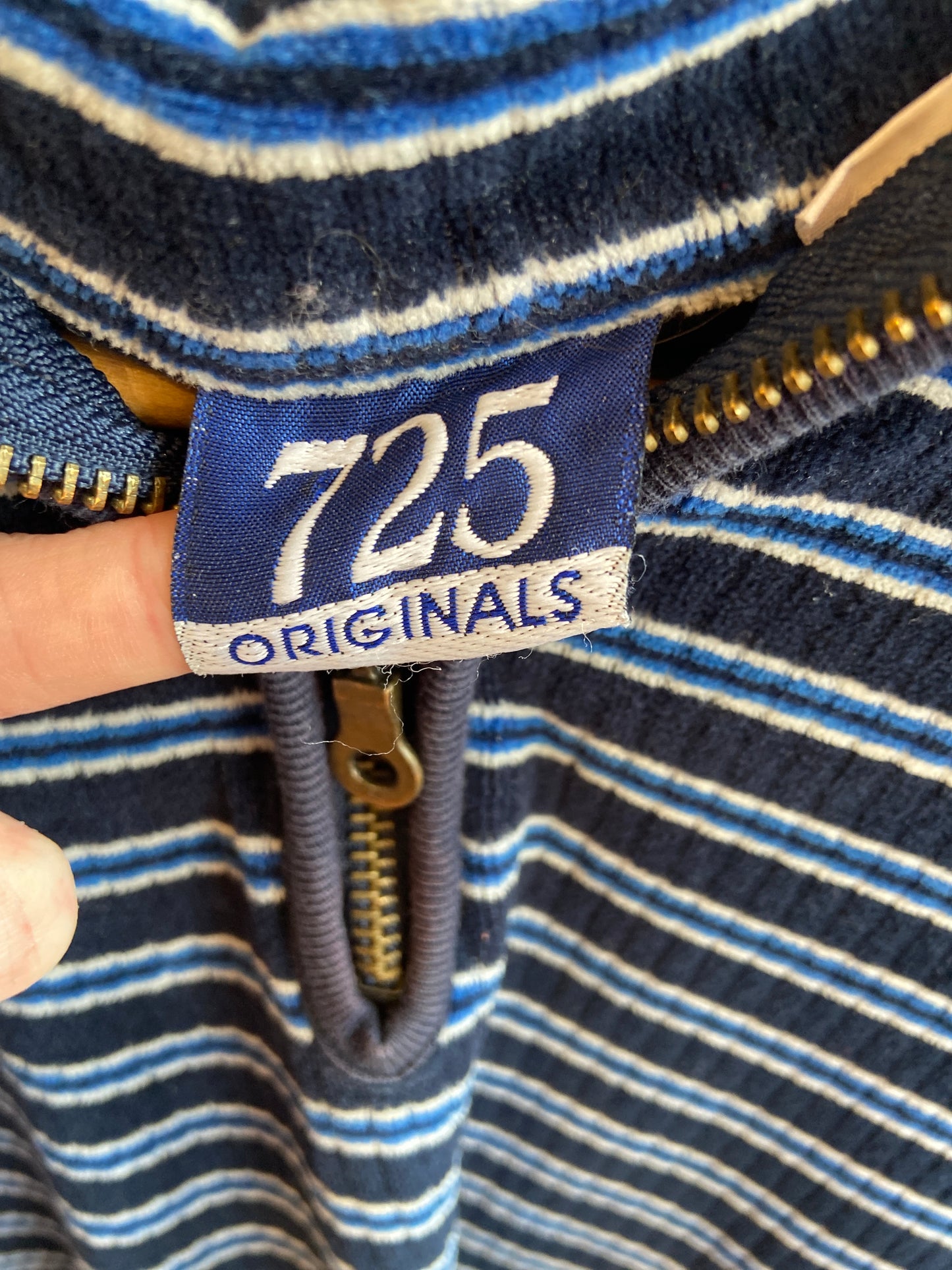 90's Striped Velour Zip Tee