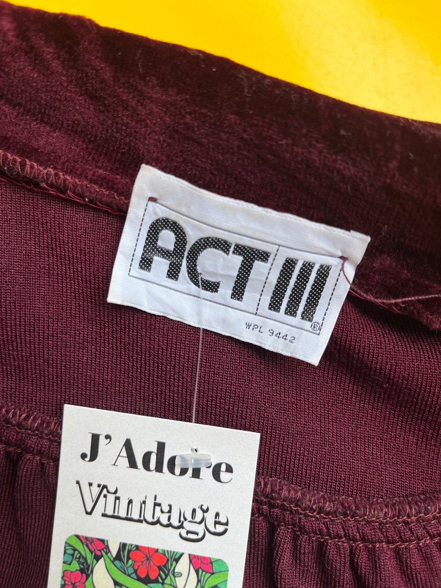 70's Maroon Velvet Open Jacket
