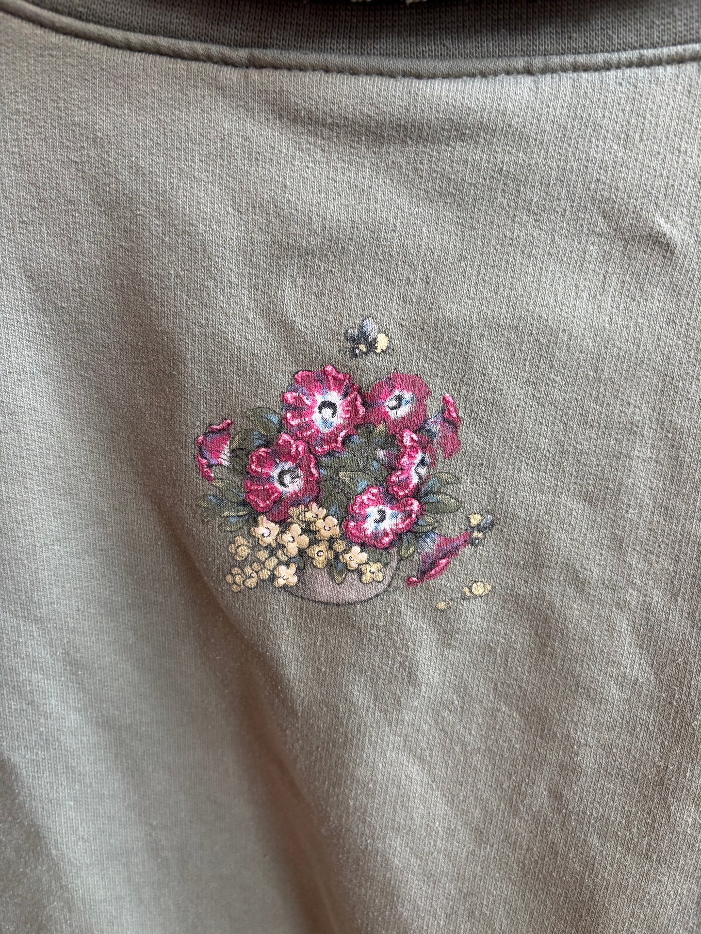 Northern Reflections Watering Can Garden Collared Sweatshirt