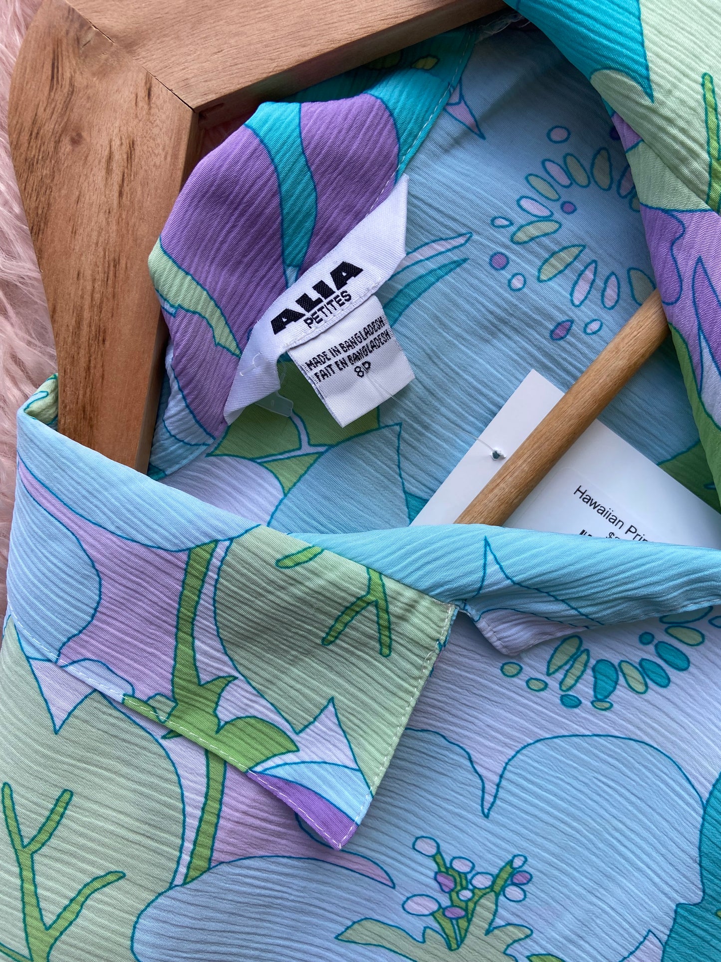 Hawaiian Print Button Up