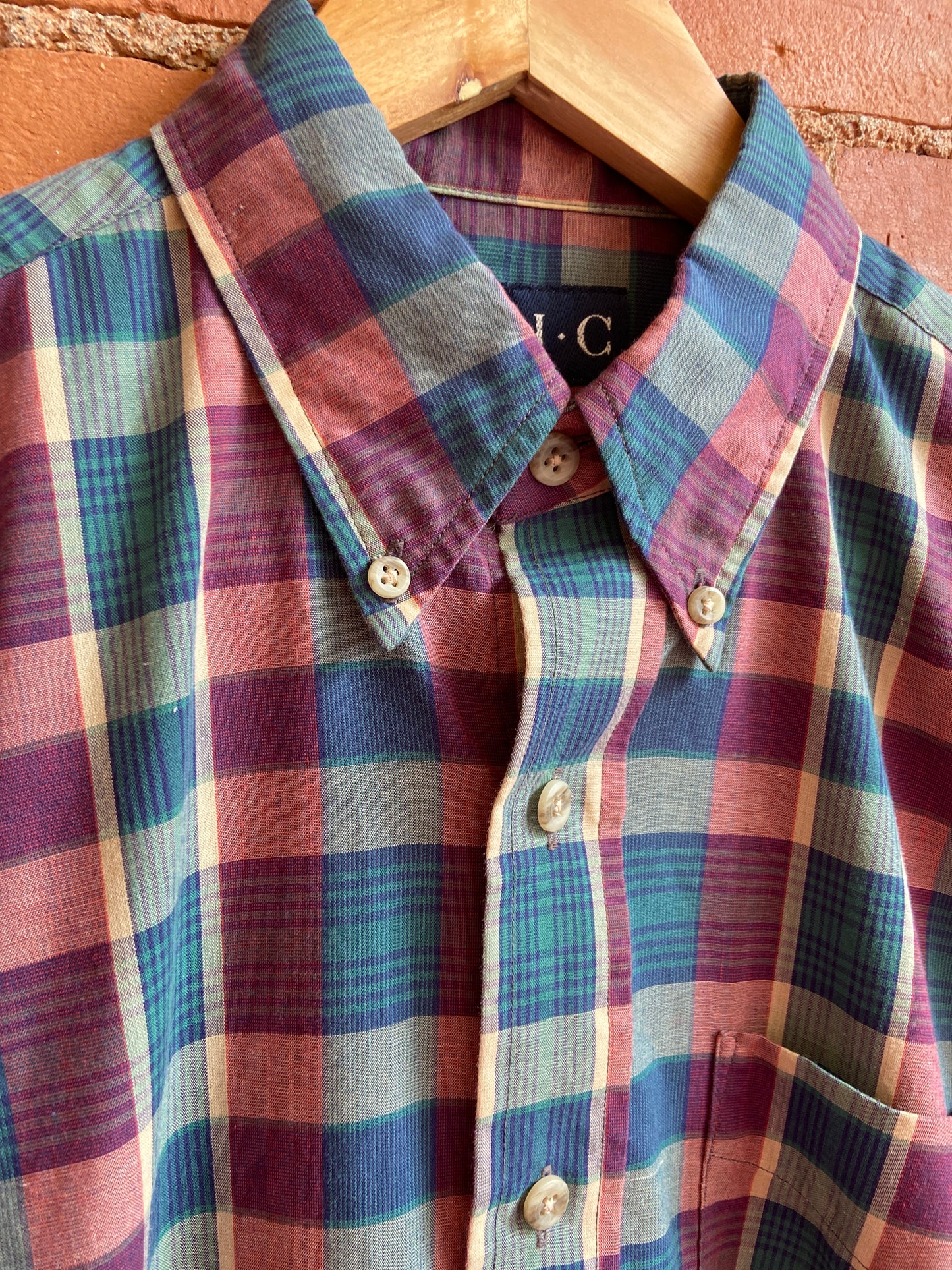 Maroon & Green Plaid Short-Sleeve Button-Down