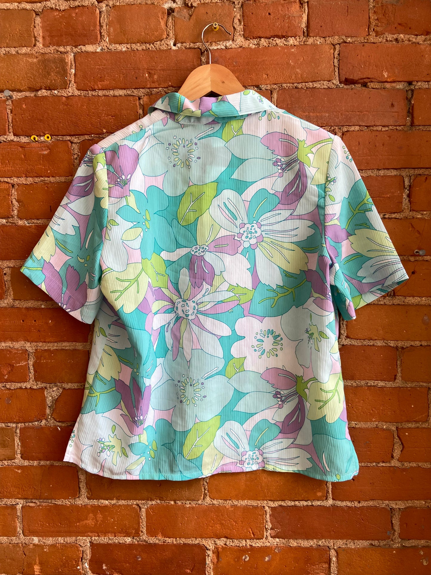Hawaiian Print Button Up