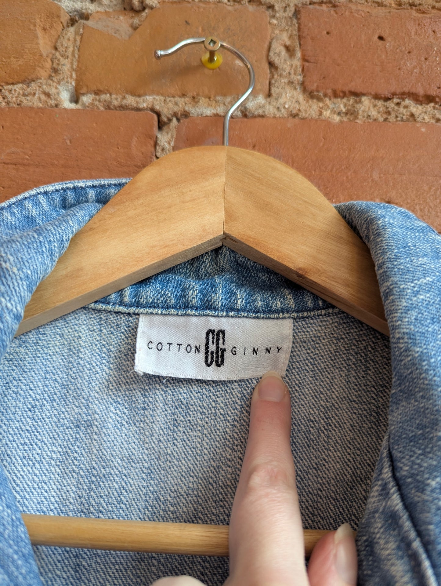 1990s Cotton Ginny Light Wash Cropped Denim Jacket