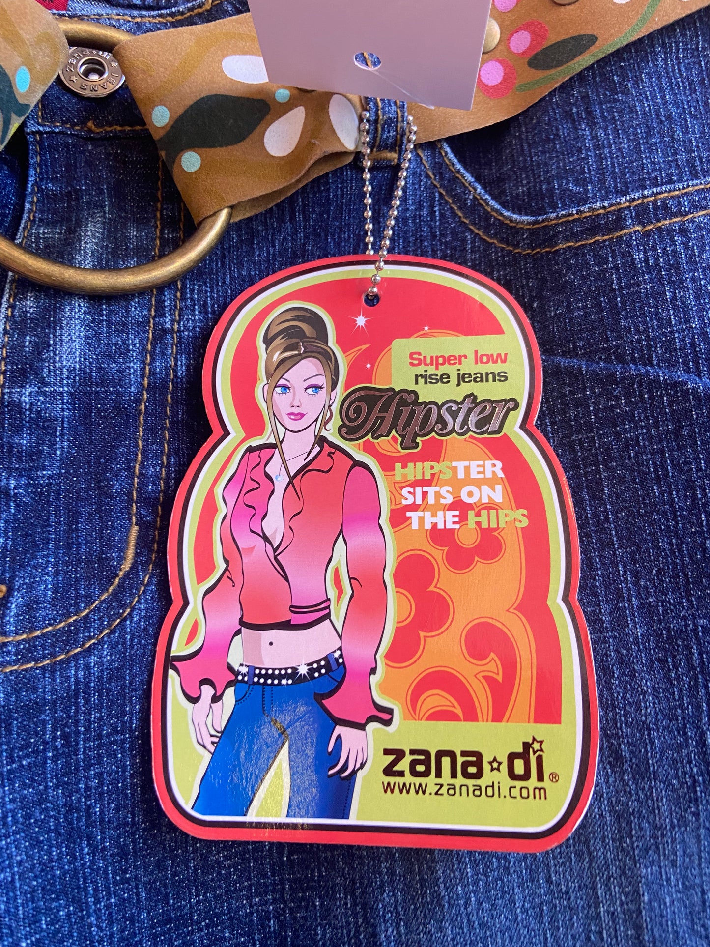 1990s/Y2K Zana Di Dark Wash Flare Jeans With Groovy Faux Suede Belt