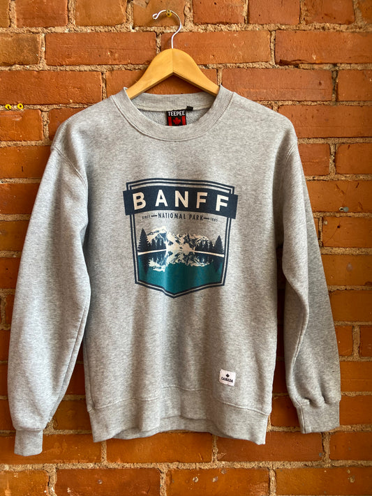 90s Banff Crewneck