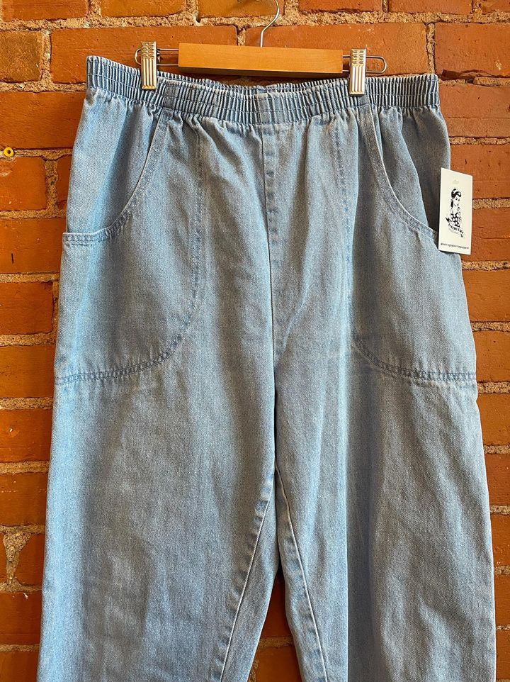 80’s Light Wash Denim Relaxed Fit Pants