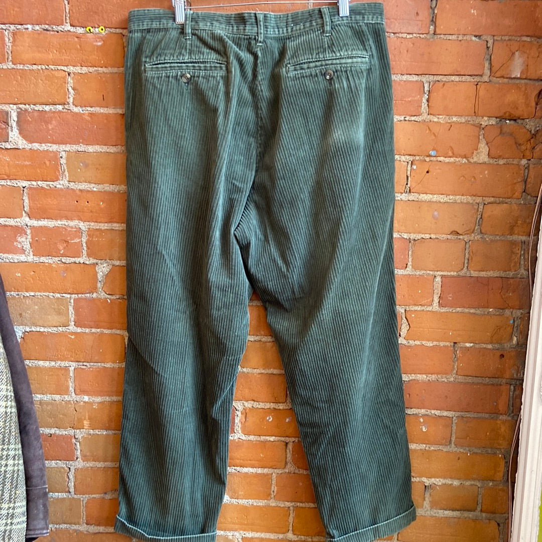 Forrest Green Eddie Bauer Wide Wale Corduroy Pants