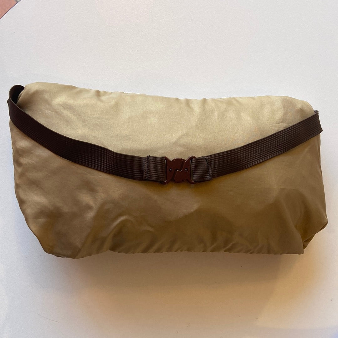 Gold Packable Utex Windbreaker