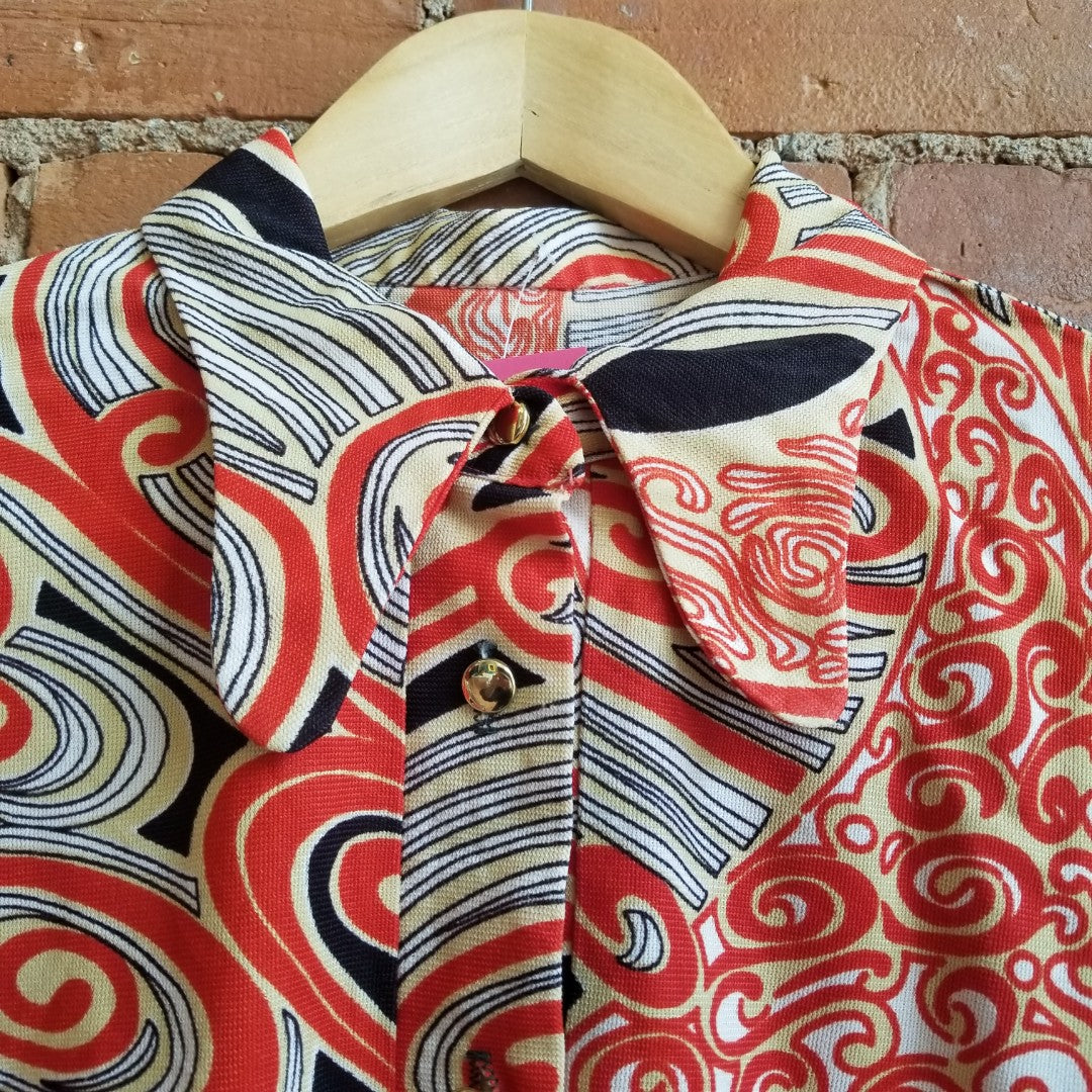 1970s Groovy Print Dagger Collar Blouse