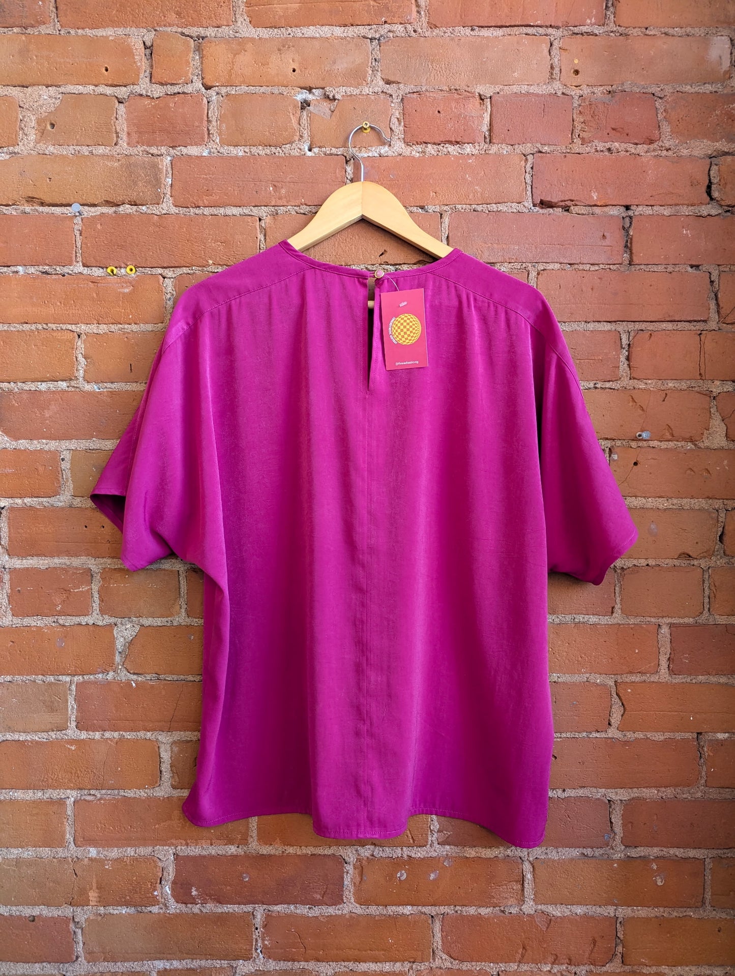 1980s Lilley Silk Fuchsia Pink Short Sleeve Blouse