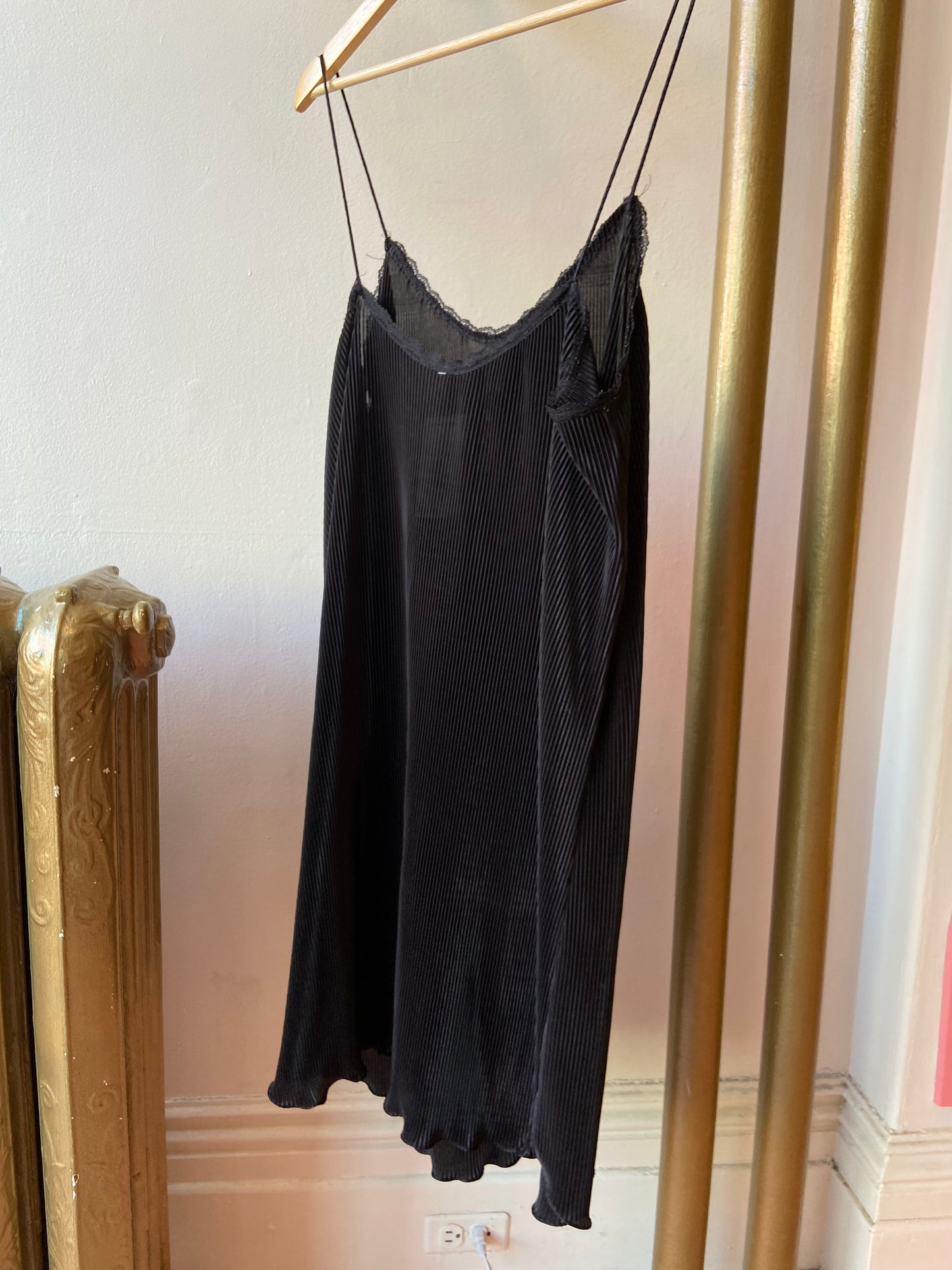 Black Accordion Pleat Slip