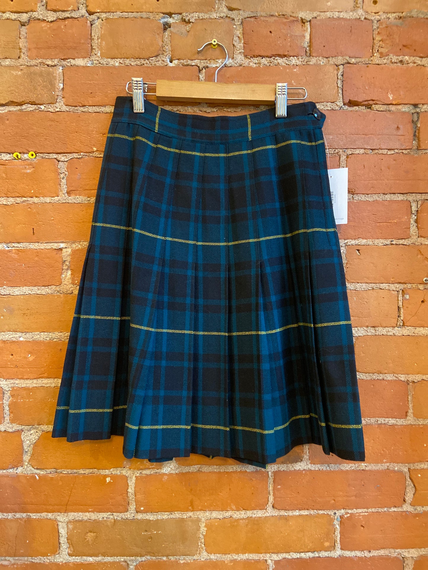 1960s Pleated Wool Skirt With Green, Yellow and Black Plaid Pattern
