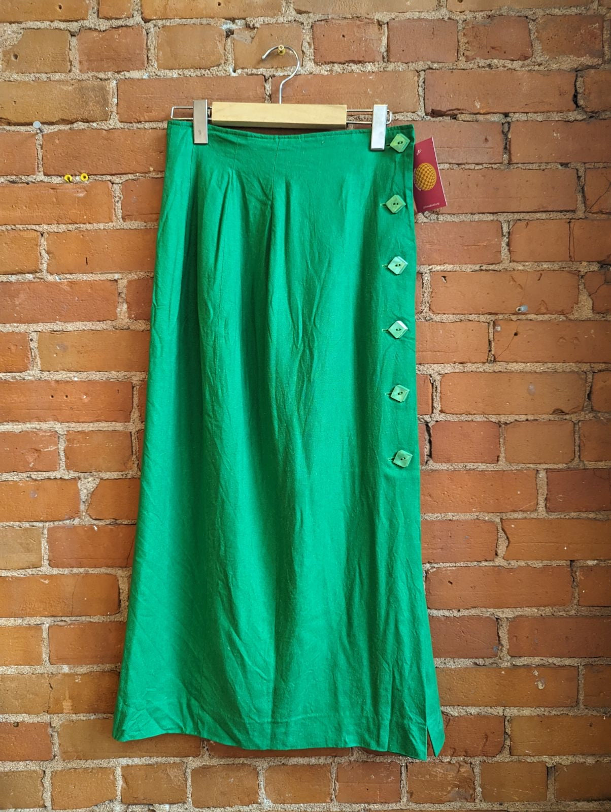 1980s Bright Green Midi Skirt With Side Buttons