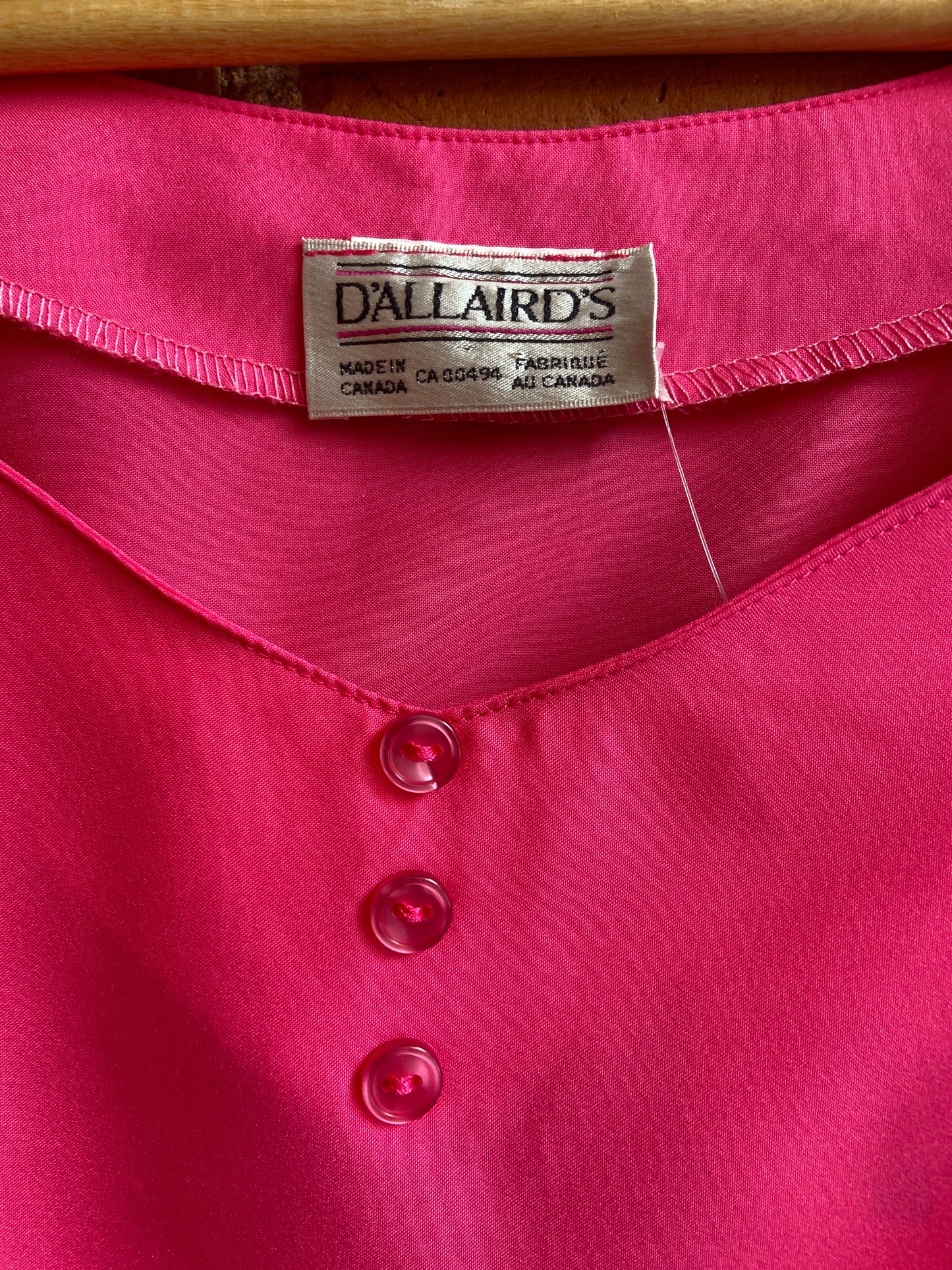 1990s D'Alliards Pink V-Neck Tank Top