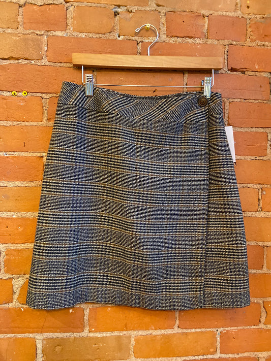 EMBLEM SKIRT BLACK/TAN PLAID
