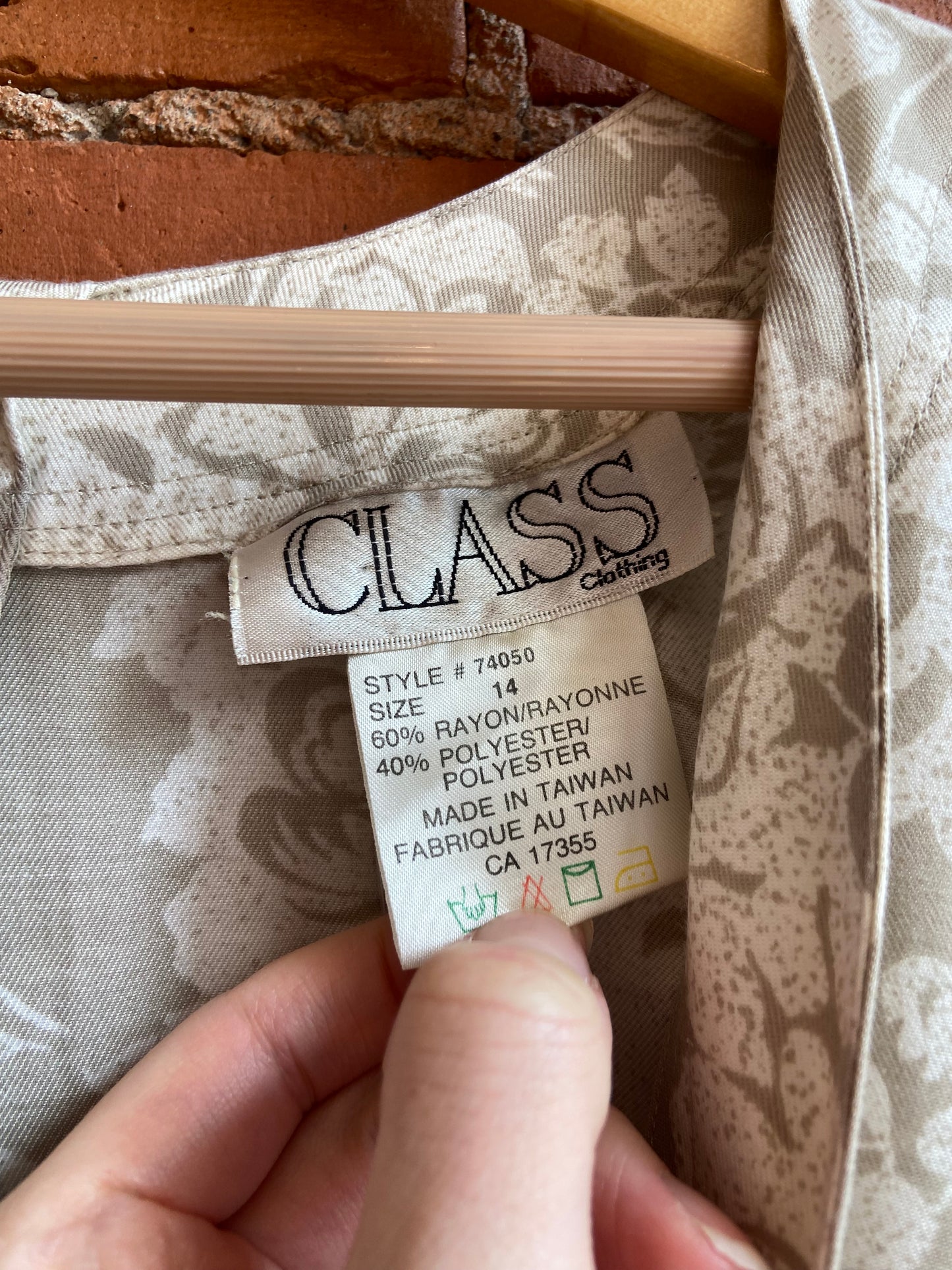 1990s Class Clothing Button Back Beige and White Floral Print Midi Dress