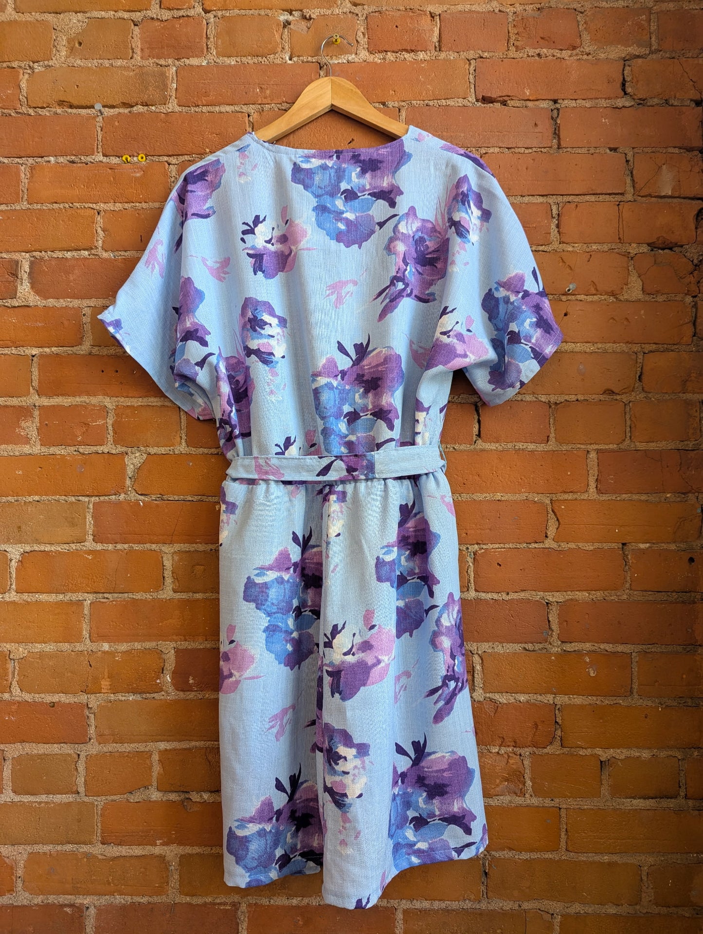 1970s Blue Barkcloth Dress With Purple, Blue and White Floral Print