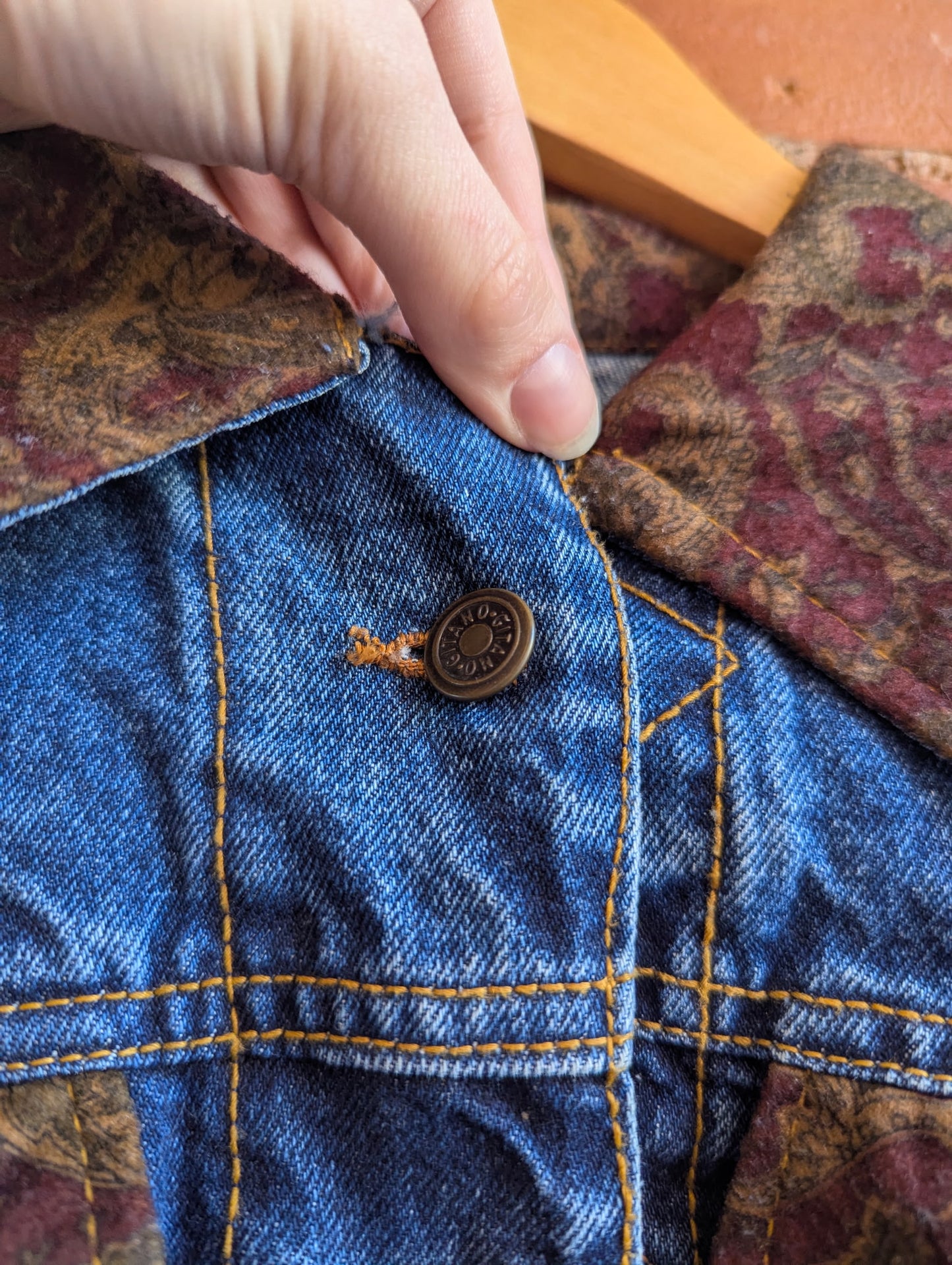 1980s Gitano Cropped Dark Wash Denim Jacket With Brown Paisley Accents