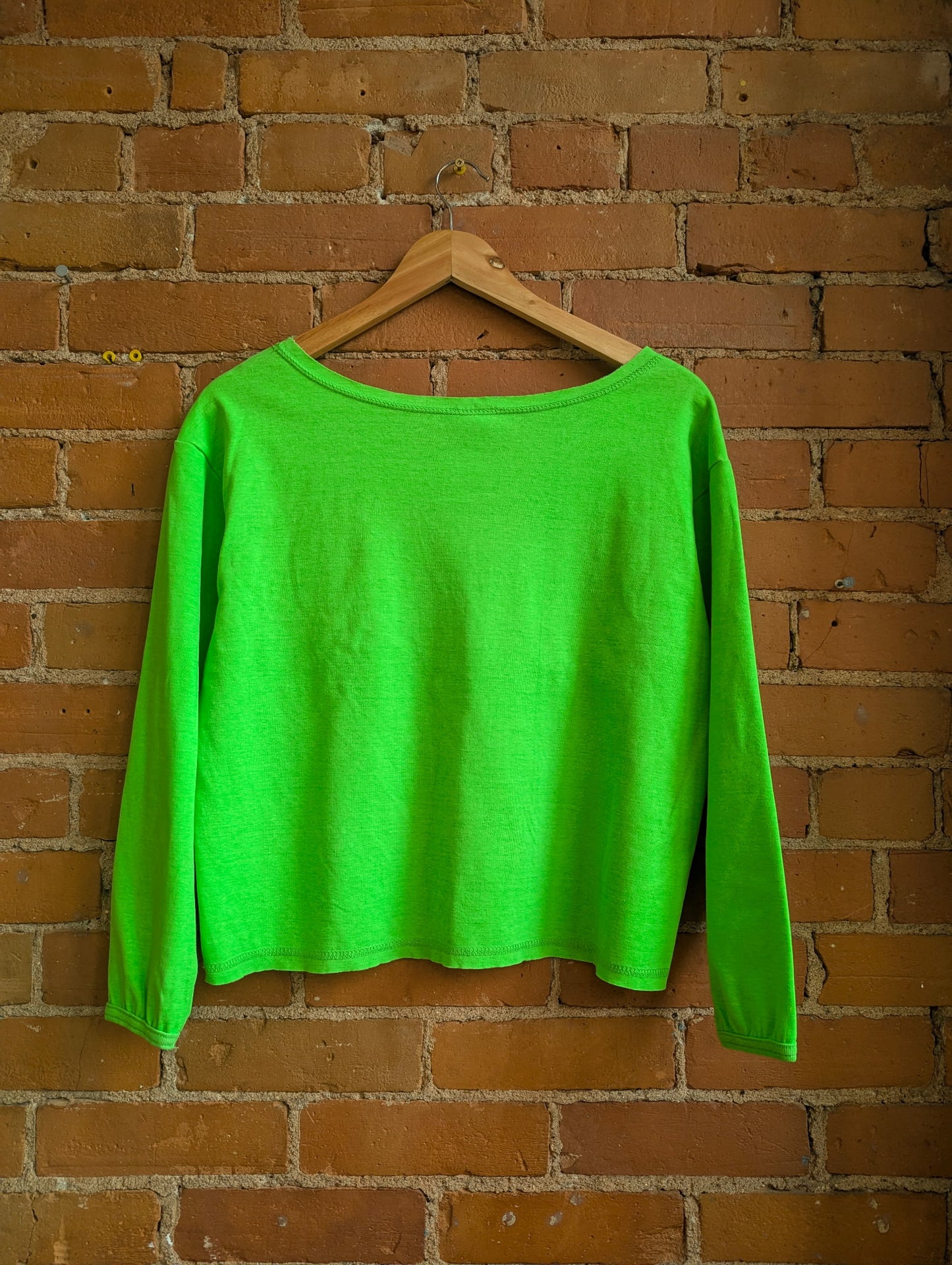 1990s Popular Sports Long Beach California Neon Green Top