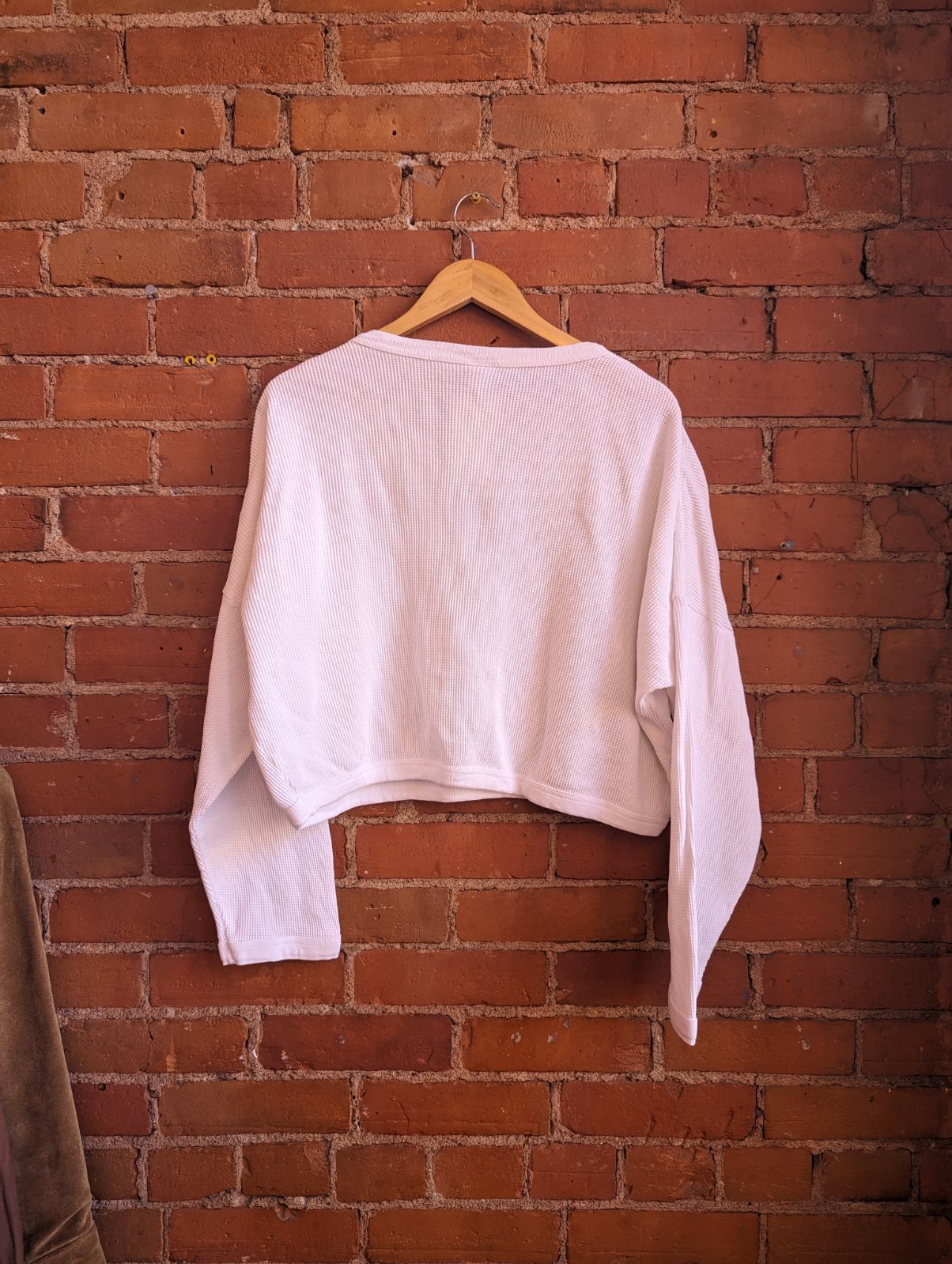 1990s Bayou Wear White Waffle Knit V-Neck Top