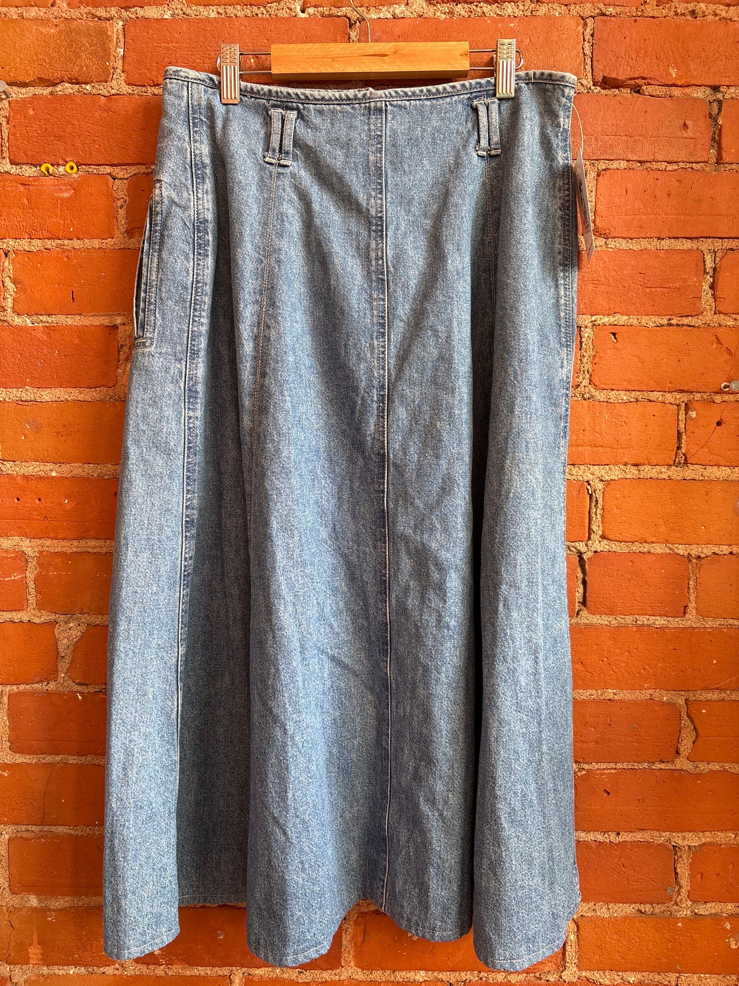 90’s High Waisted Denim Skirt
