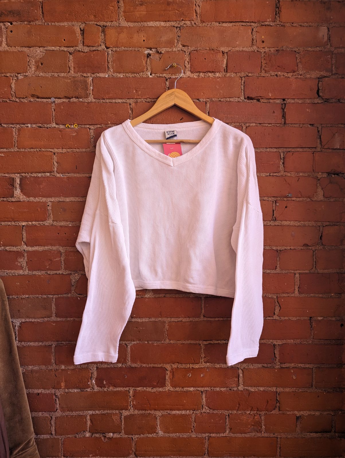 1990s Bayou Wear White Waffle Knit V-Neck Top