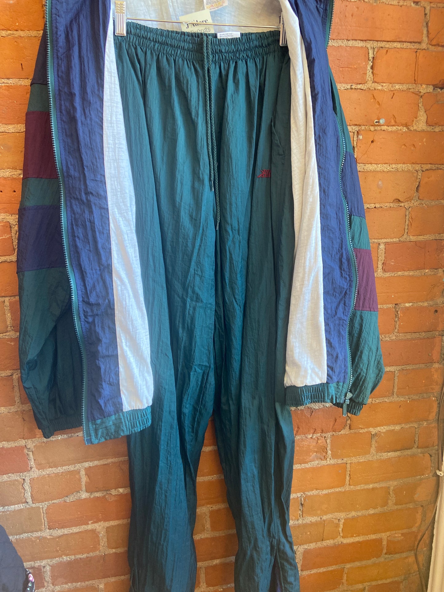 Brooks Warm Up Suit