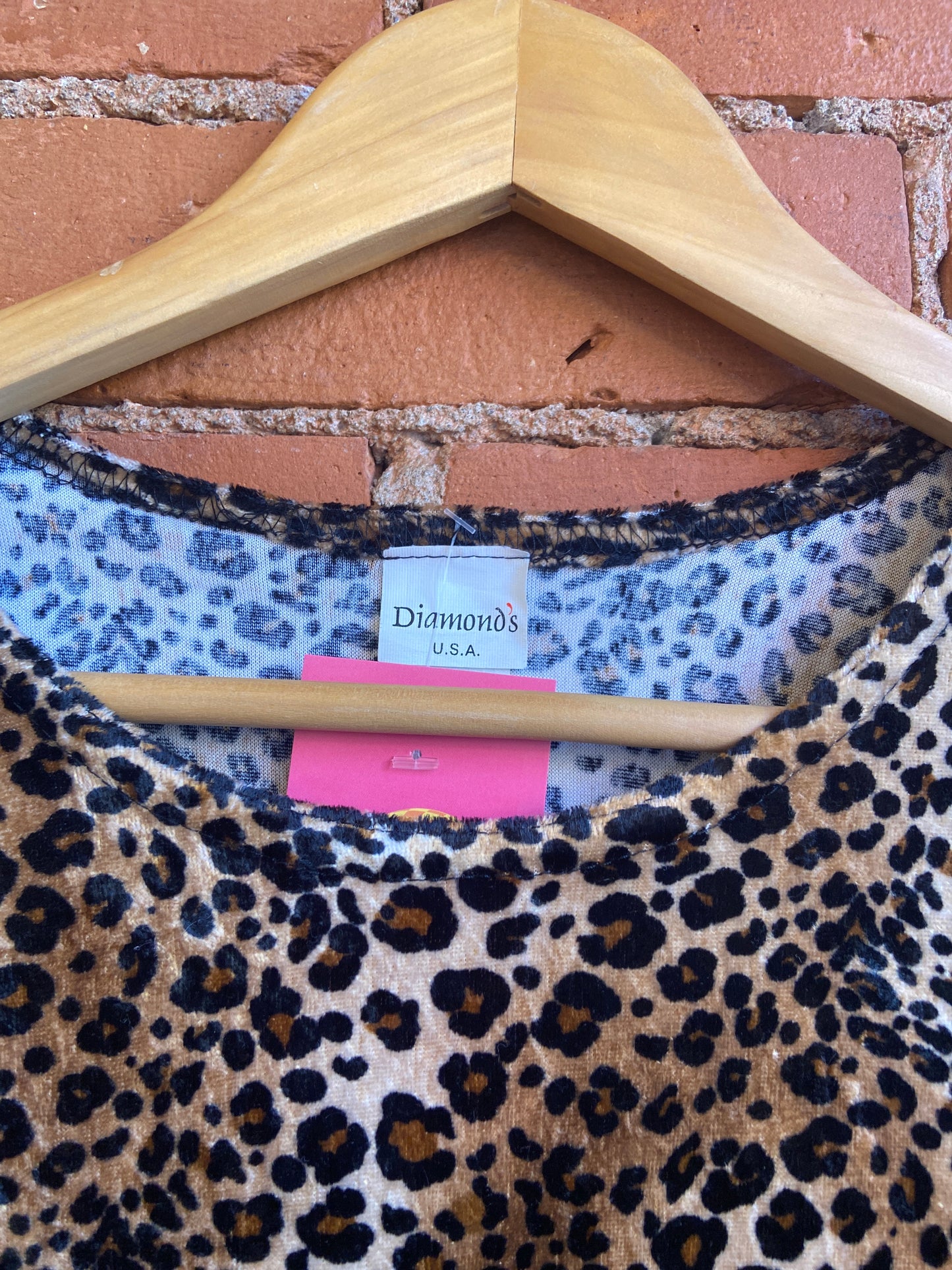 1990s Diamond's U.S.A. Leopard Print Long Sleeve Top