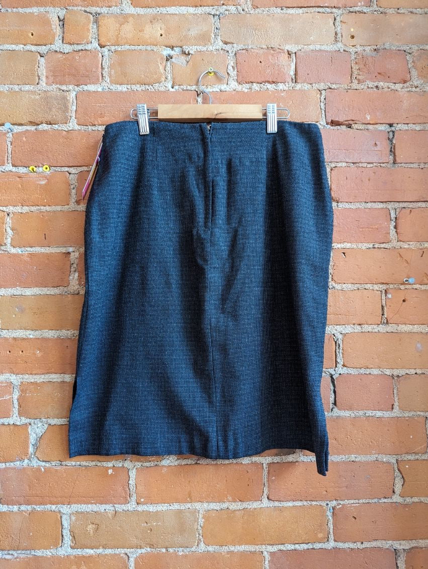 1990s Classique Collections Black Plaid Skirt