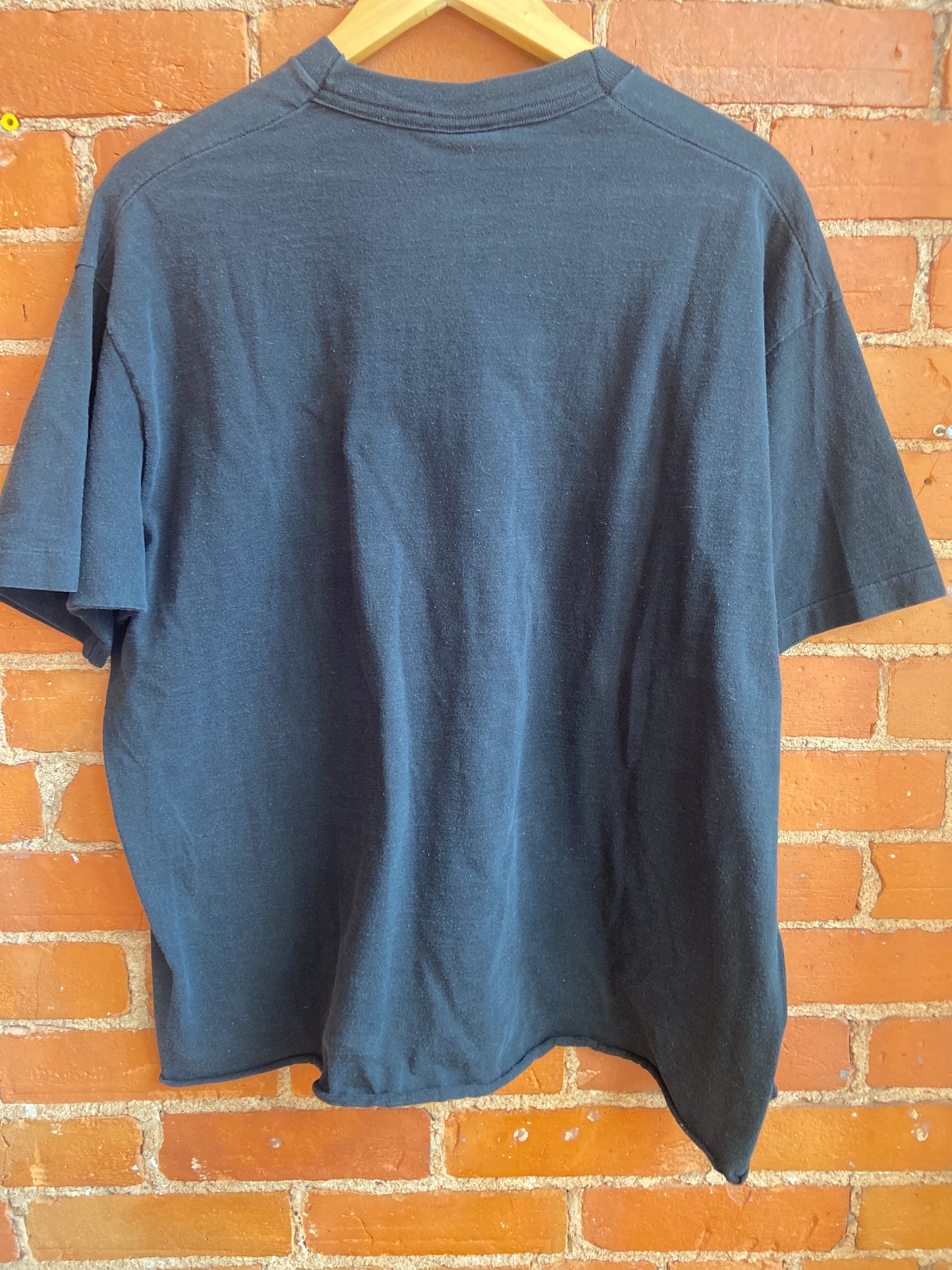 Cropped Black Racing Tee