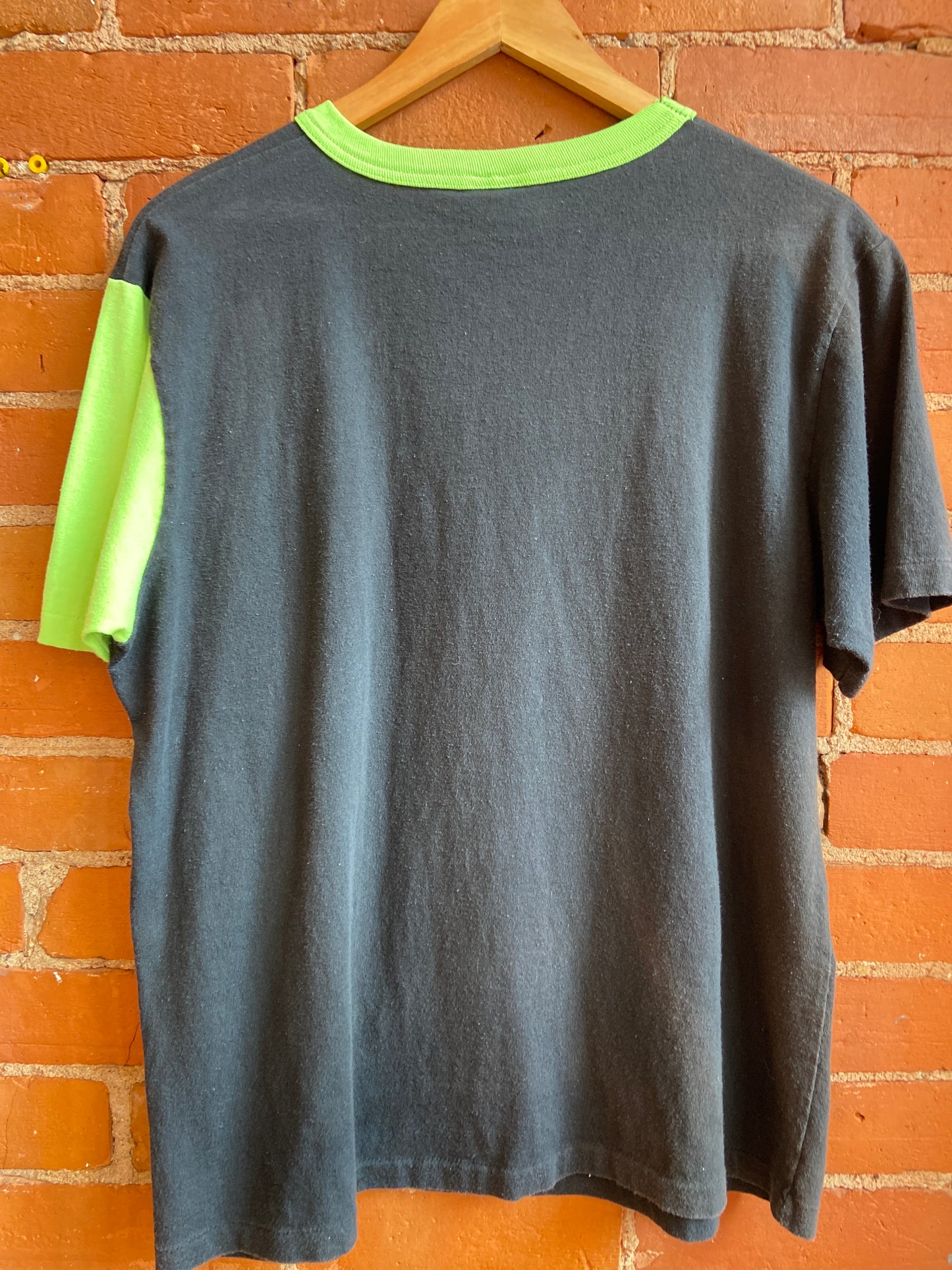 90's Nike Black & Green T-Shirt
