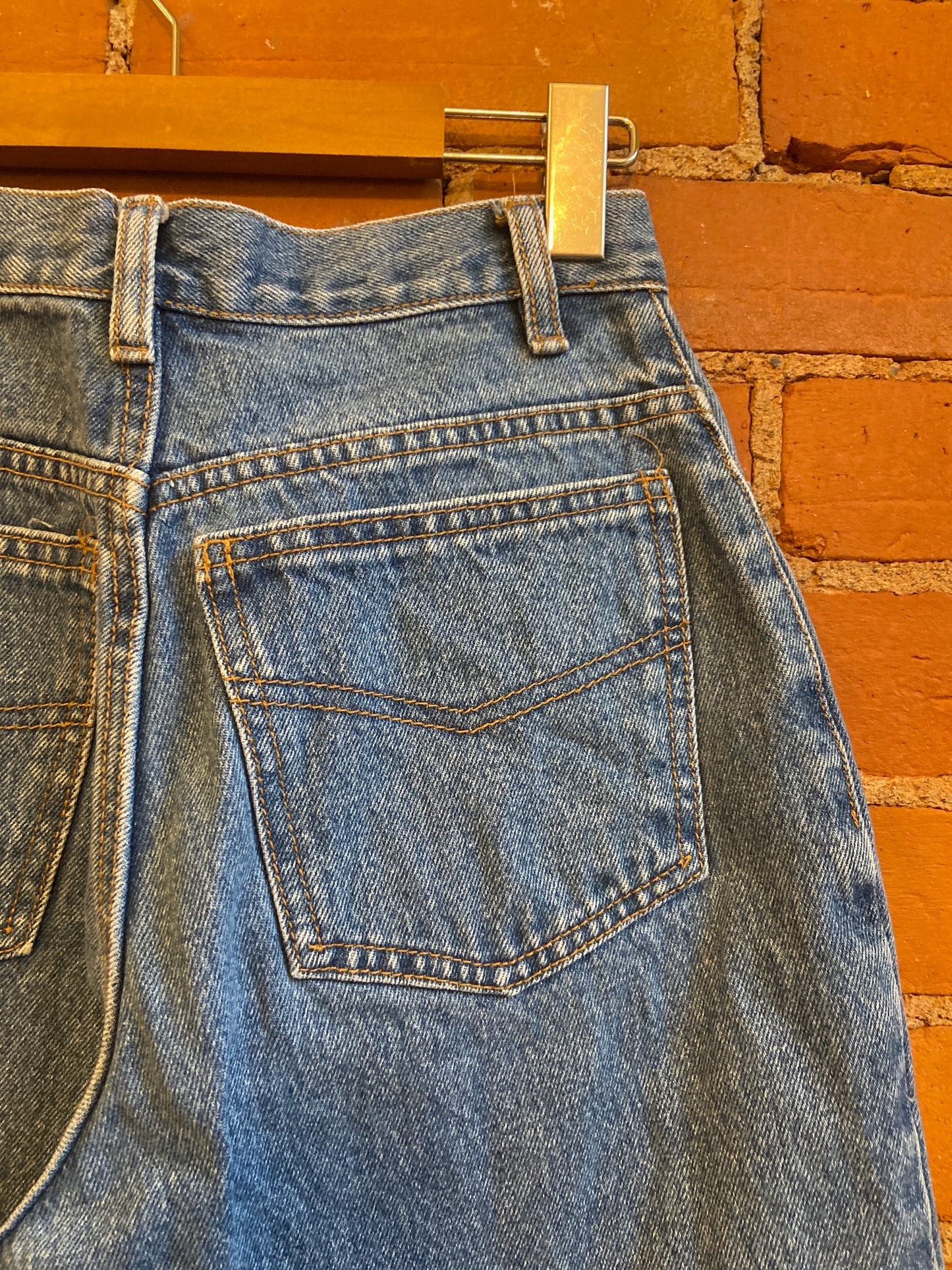 1990s Jordache Medium Wash High Rise, Tapered Leg Jeans