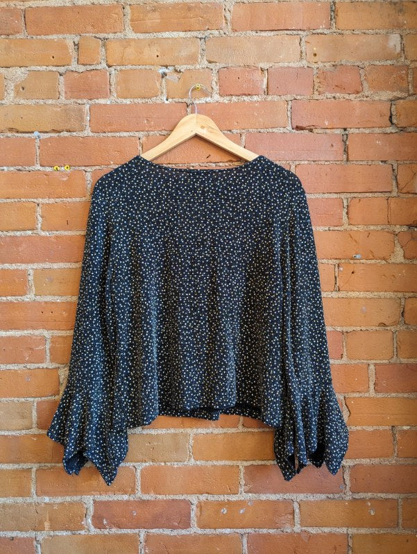 1990s Dino Black Glittery Top With Flare Sleeves