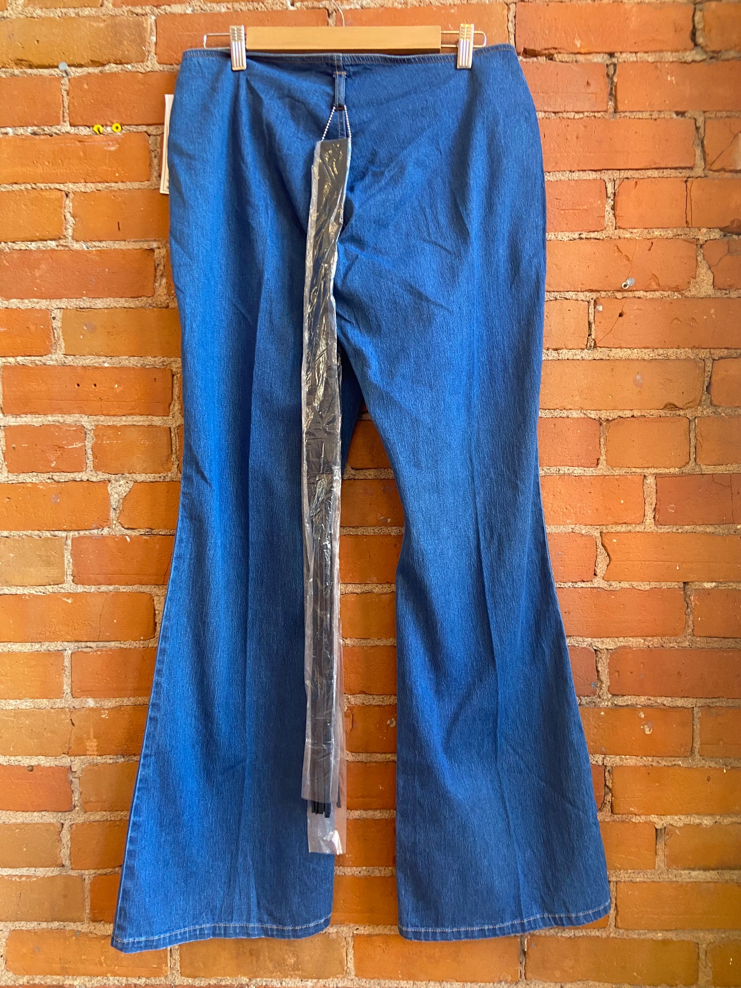1990s/Y2K 725 Originals Mid Wash Flare Jeans With Black Suede Fringe Belt