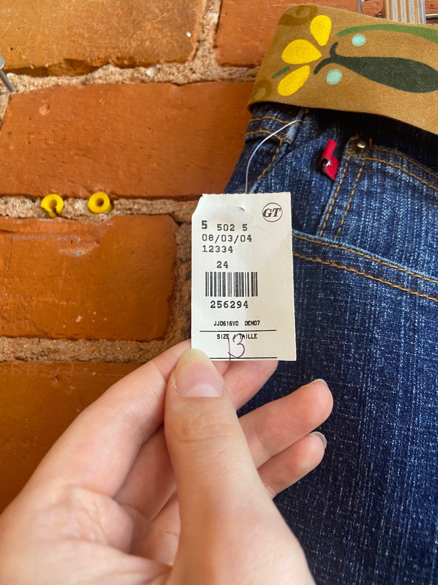 1990s/Y2K Zana Di Dark Wash Flare Jeans With Groovy Faux Suede Belt