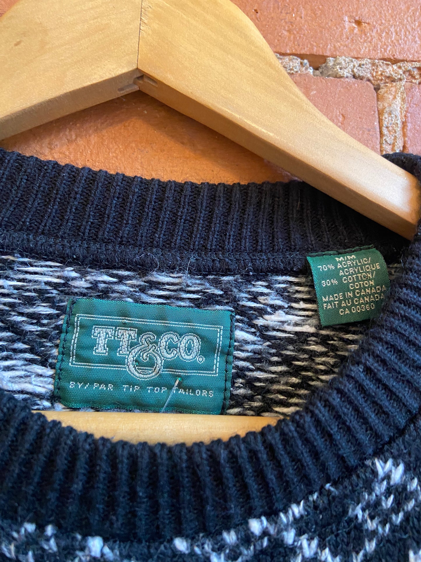 B&W Acrylic/Cotton Patterned Sweater