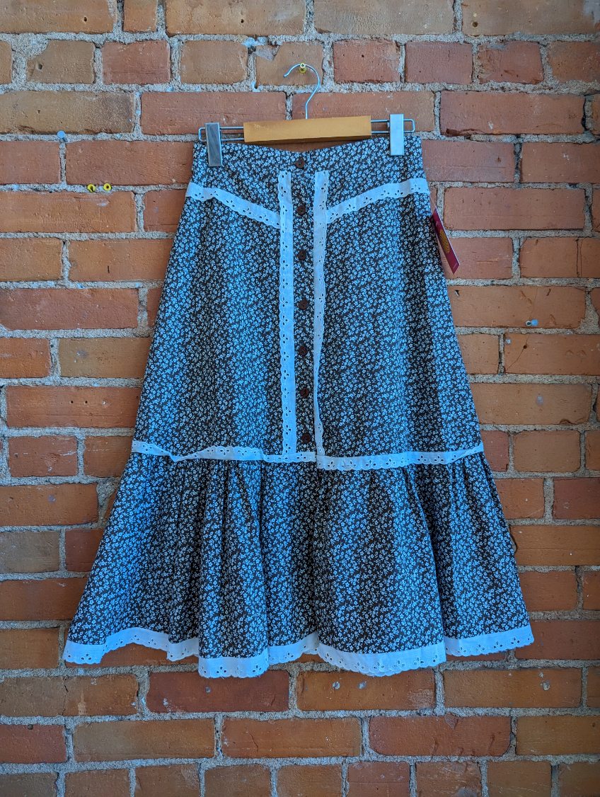 1970s Brown and White Floral Prairie Skirt