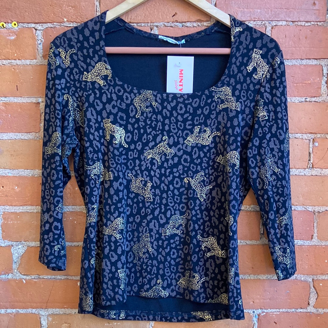 Slinky Leopard Top