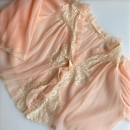 Incredible 60’s Pleated Pink Bed Jacket